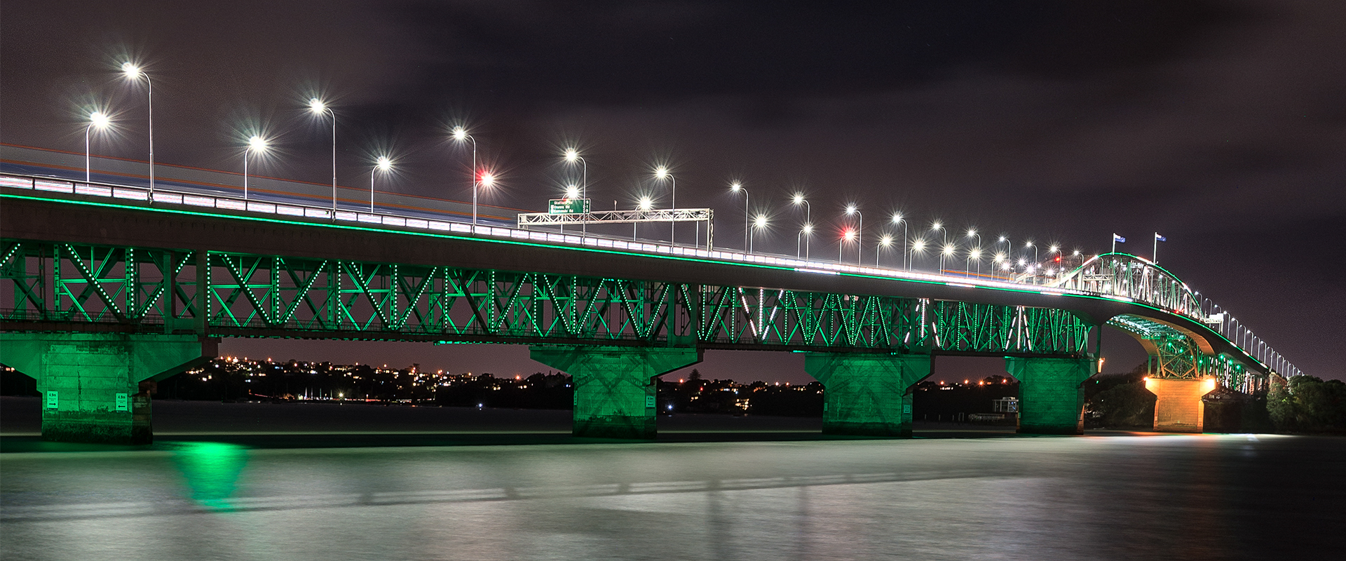 éclairage à LED des routes et autoroutes