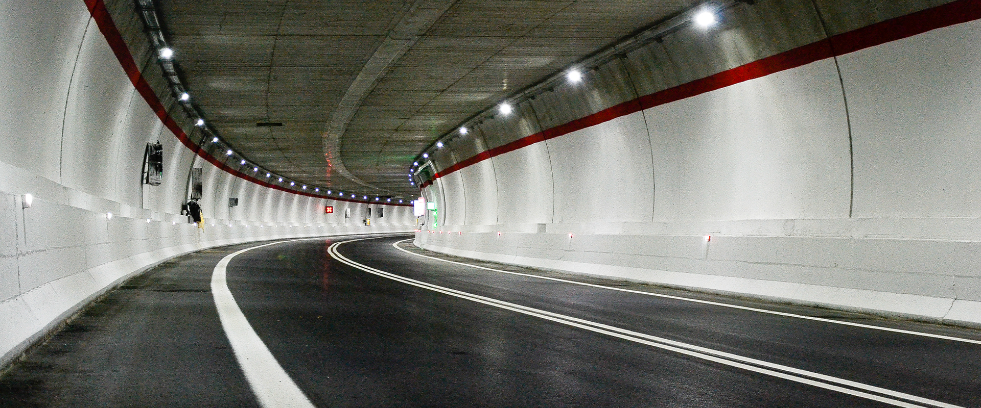 Projecteurs pour l'éclairage des tunnels et galeries à LED