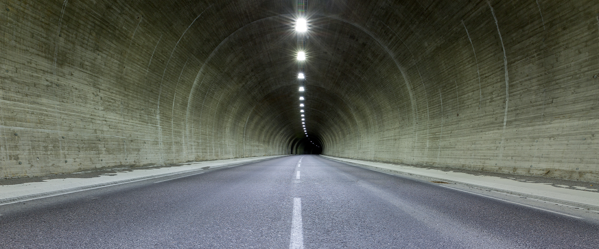 Projecteurs pour l'éclairage des tunnels et galeries à LED