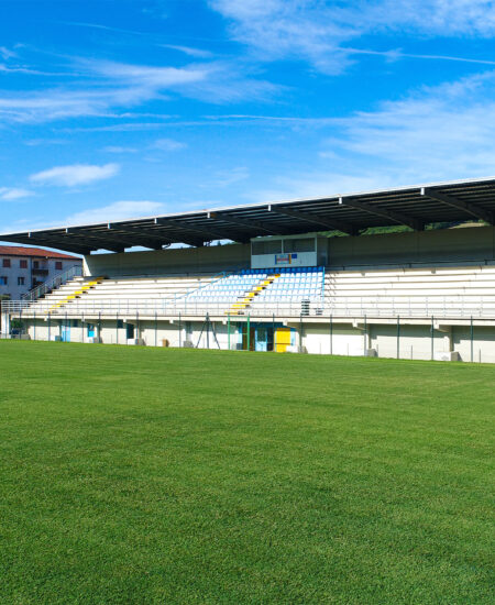 Éclairage stade de foot Subbiano